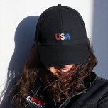 Red White och Blue USA Black Broderad Keps<br><div class="desc">Röda,  vita och blå USA broderade på ett attraktivt svart basebolllock. Patriotisk gåva. Politiskt tak. Skapa din egen gåva.</div>