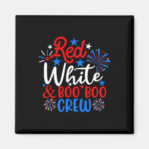 Red White och Boo Boo Crew 4:e juli sjuksköterska Magnet
