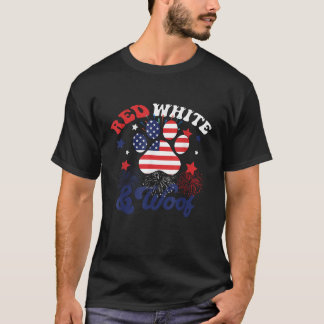 Red White och Woof Patriotic Hund älskare USA flag T Shirt
