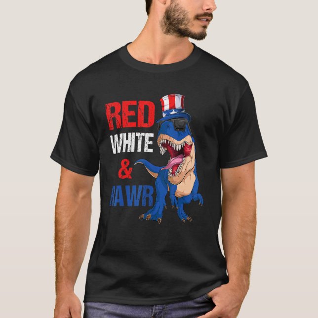 Red White & Rawr Dinosaur Rex American Flagga juli T Shirt (Framsida)