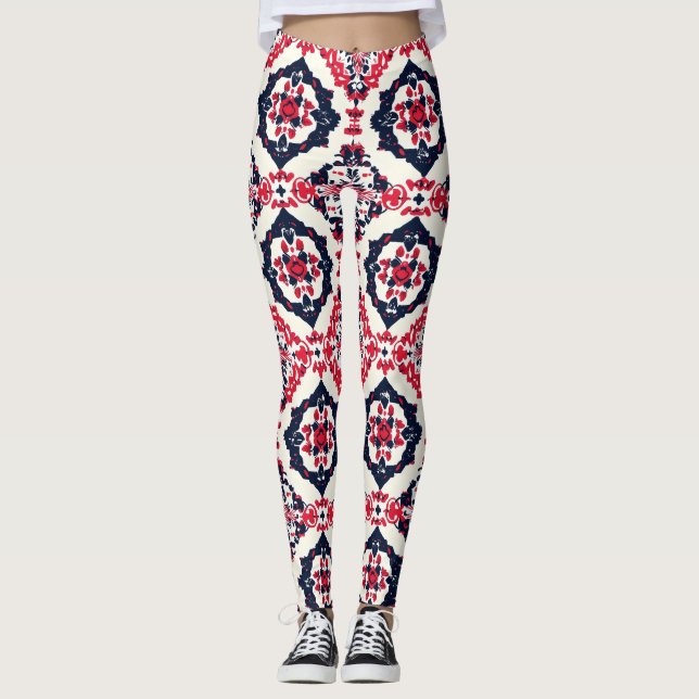 Red White Slavic Mönster Leggings (Framsida)