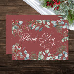 Red Winter Gräs Berries Eucalyptus Bröllop Tack Kort<br><div class="desc">Fira din nya början med vinterns botaniska skönhet. Tack vare den här bröllop-kortdesignen finns en avslappnad ram av gräs,  eukalyptus och bär i skuggor,  grönt i gräs och vintage i rik röd mot rikens röda bakgrund. Elegant och perfekt för säsongen. Skapat av Farmhouse Press.</div>