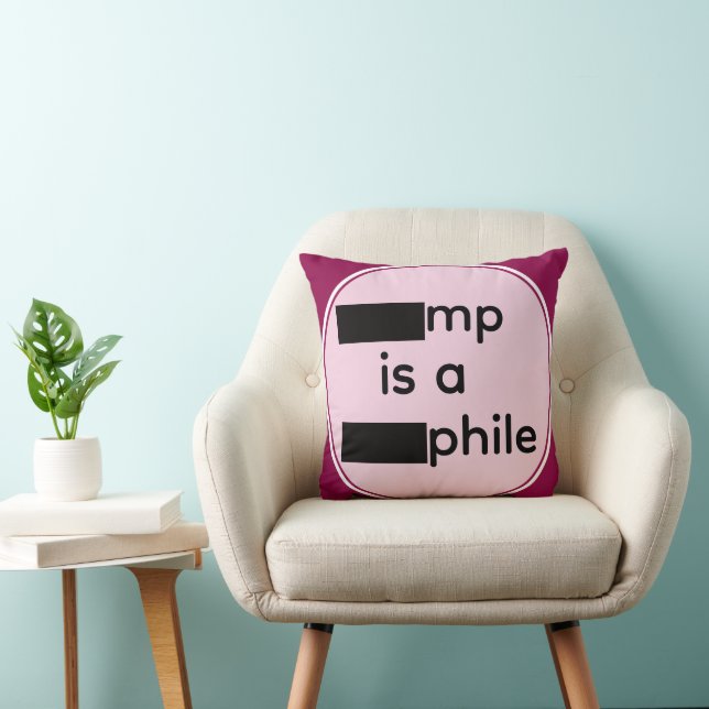 Redacted Throw Pillow Kudde (Stol)