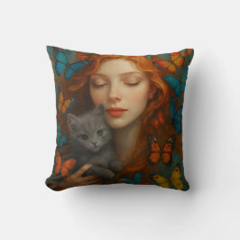 Redhead and kitten Throw Pillow Kudde