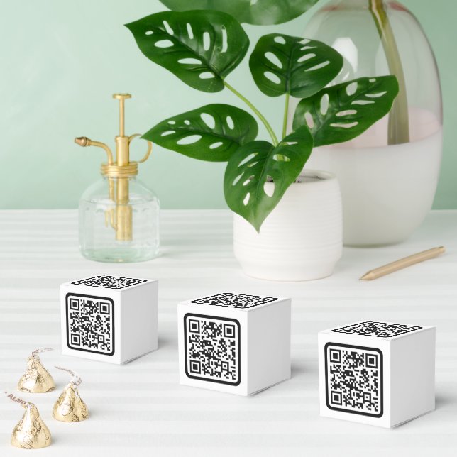 Redigerbar modern QR-kod | Svart Vit eller valfri  Presentaskar (Multipel)