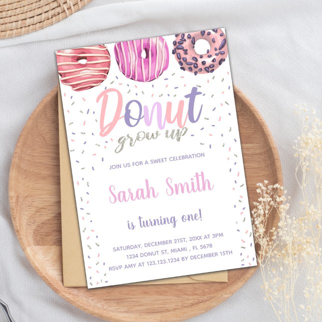 Redigerbar Pastel Sweet Party Inbjudan (Pink Light Donut Birthday Invitations)