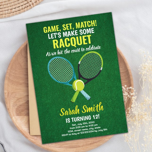 Redigerbara boys- eller flicksportskort Party Inbjudningar (Light Green Blue Tennis Birthday Invitations)