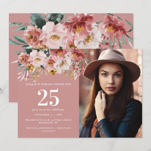 Redigerbart åldersfoto för blommigt med ogynnsamma
