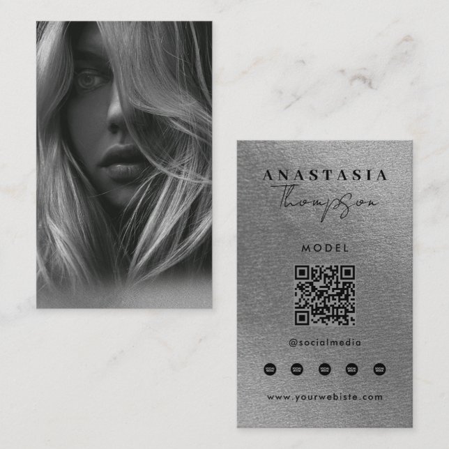 Redigerbart Influencer Innehållsskapare Silver Visitkort (Fram/baksida)