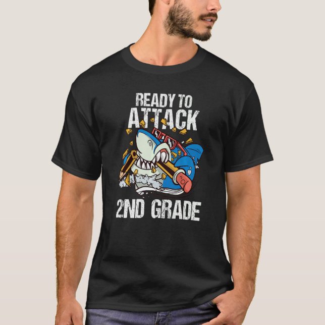 Redo för att attackera andra Klass-ankarhaj tillba T Shirt (Framsida)
