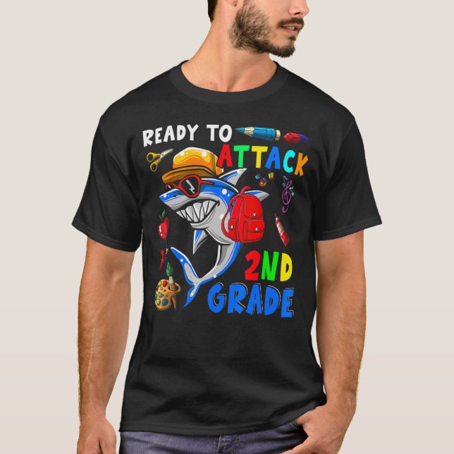 Redo för att attackera andra Klass-hajen Back to s T Shirt (Framsida)