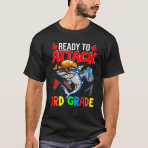 Redo för att attackera Cute Shark Älskare i tredje T Shirt