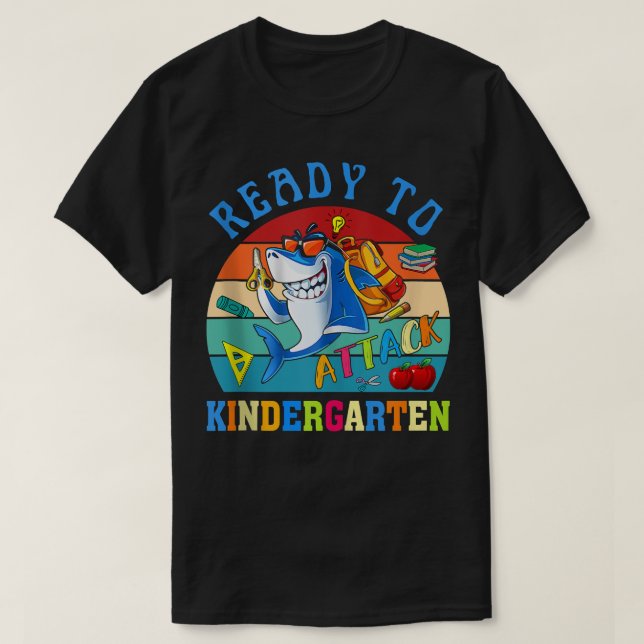 Redo för att attackera Kindergarten Shark Back to  T Shirt (Design framsida)