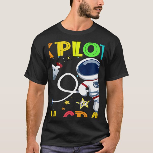 Redo för att utforska 6e Klass astronaut tillbaka  T Shirt (Framsida)