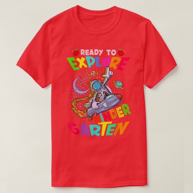Redo för att utforska Kindergarten Funny Astronaut T Shirt (Design framsida)