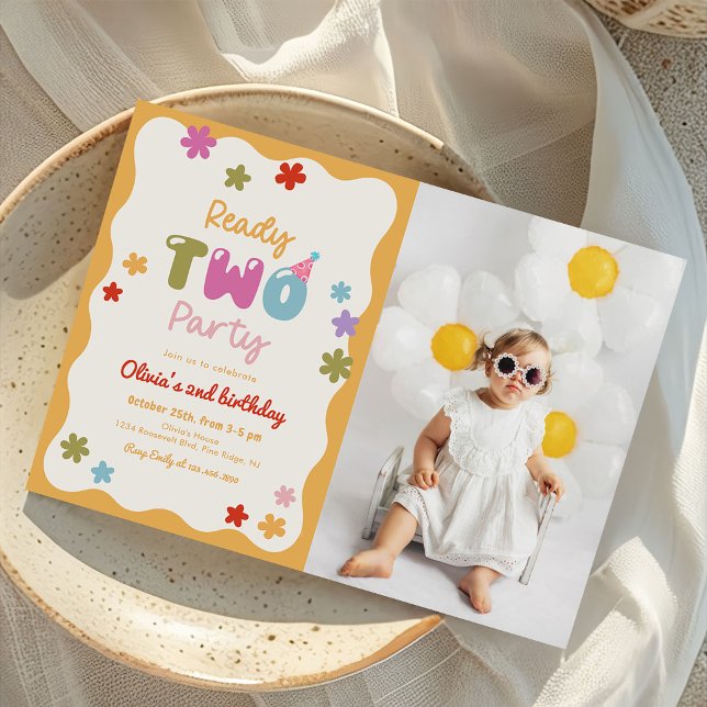 Redo För Daisy Färgglad 2-års Födelsedagsfoto Inbjudningar (Skapare uppladdad)