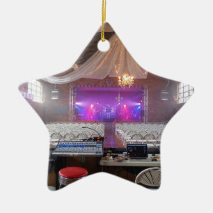 Redo för en konsert julgransprydnad keramik