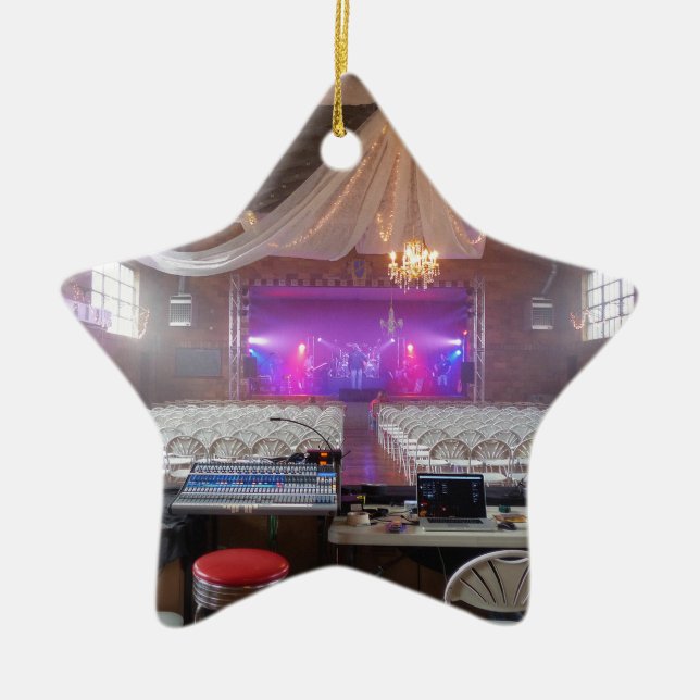 Redo för en konsert julgransprydnad keramik (Framsidan)