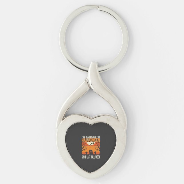 Redo För Halloween Kyrkogårdsdesign_1 Twisted Heart Silverfärgad Nyckelring (Framsidan)