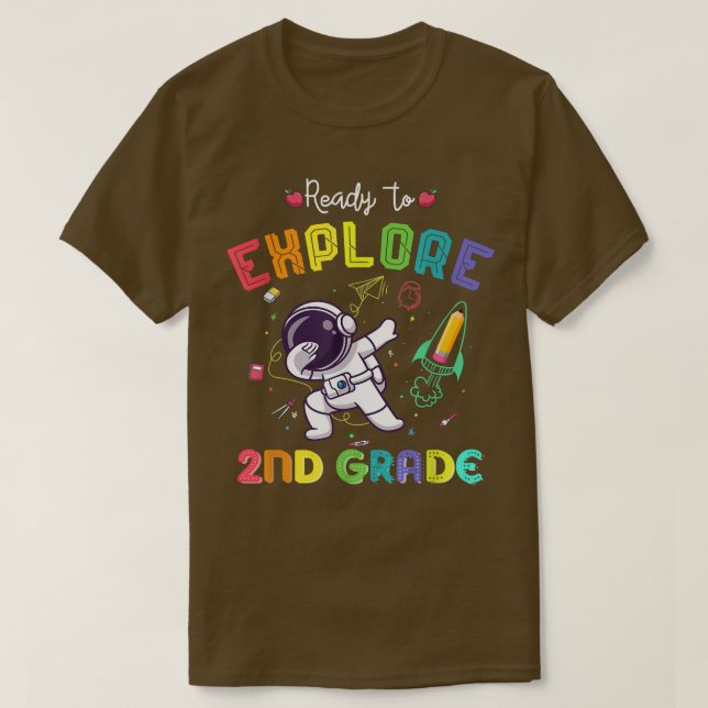 Redo till Eplore 2:a Klass Cute Astronaut Dabbing  T Shirt (Design framsida)