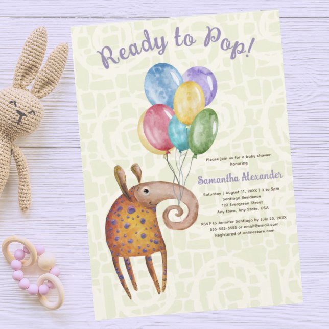 Redo till inbjudan till barndusch (Ready to Pop baby shower invitation. Cute aardvark holding balloons. Pastel green pattern background)