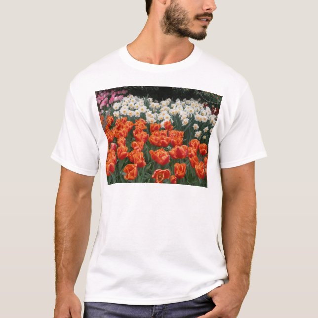 redorange_tulips tee shirt (Framsida)