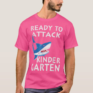 Redot Shark för att attackera Kindergarten T Shirt
