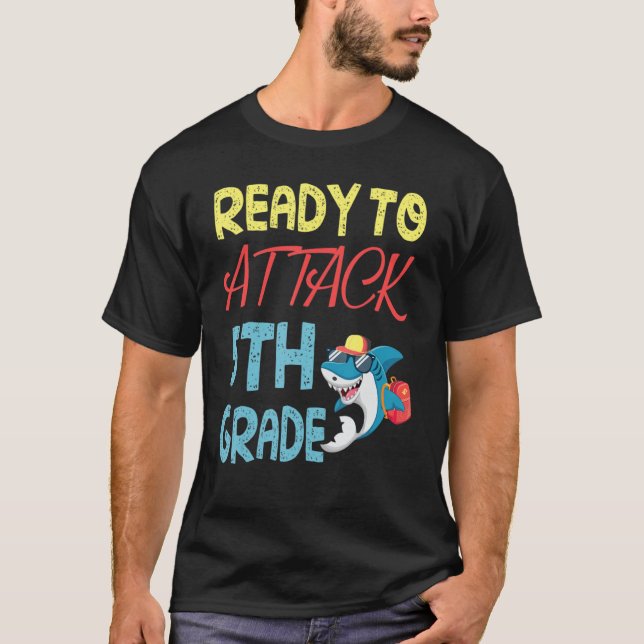 Redot Shark Student Back to school Dag för attenta T Shirt (Framsida)