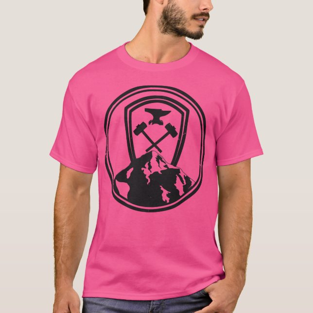 Redwall ThBäste Salamandastron Inspired Mountain D T Shirt (Framsida)