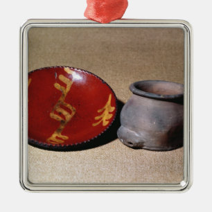 Redware kopp och maträtt, c.1780 julgransprydnad metall