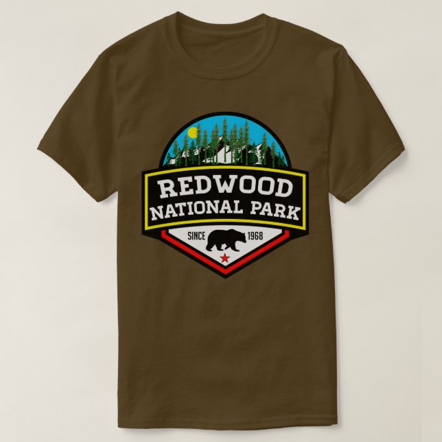 REDWOOD NATIONAL PARK CALIFORNIA REDWOODS MOUNTAIN T SHIRT (Design framsida)