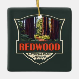 Redwood National Park Illustration Retro Badge Julgransprydnad Keramik