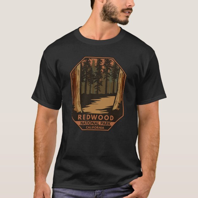 Redwood National Park Minimal Retro Emblem T Shirt (Framsida)