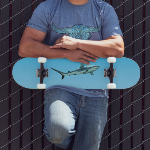 Reefshaj - Abstrakt design - Utklippt ur ett foto  Mini Skateboard Bräda 18,5 Cm