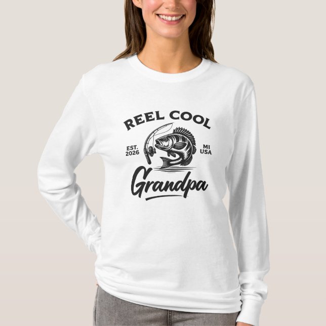 Reel Cool Farfar Fisketräja – Rolig Fiskare  T Shirt (Framsida)