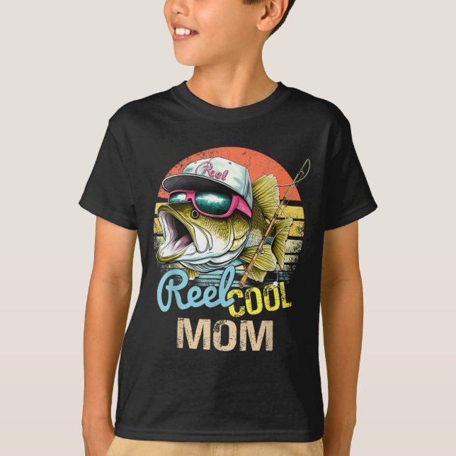 Reel Cool Mom Funny Fishing Quotes For Uncle Women T Shirt (Framsida)