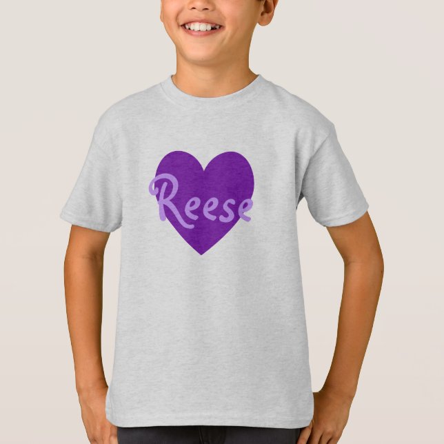 Reese in Lila Tee Shirt (Framsida)
