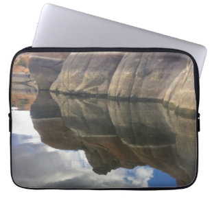 Reflection Photo Watson Sjö Stripe Sten Laptop Fodral