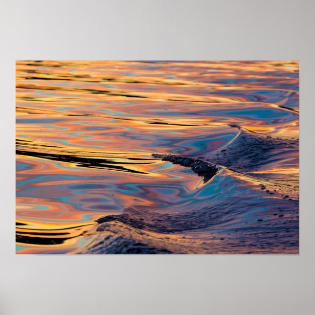 Reflekterade solnedgångsmönster i kölvatten efter  poster (Framsidan)