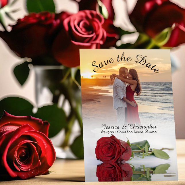 Reflekterande foto från Röd ros Elegant bröllop Spara Datumet (Skapare uppladdad)