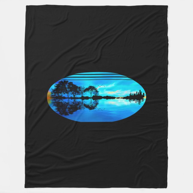 Reflektion av Guitar Sunset Himlar Träd City Sjö Fleecefilt (Framsidan)