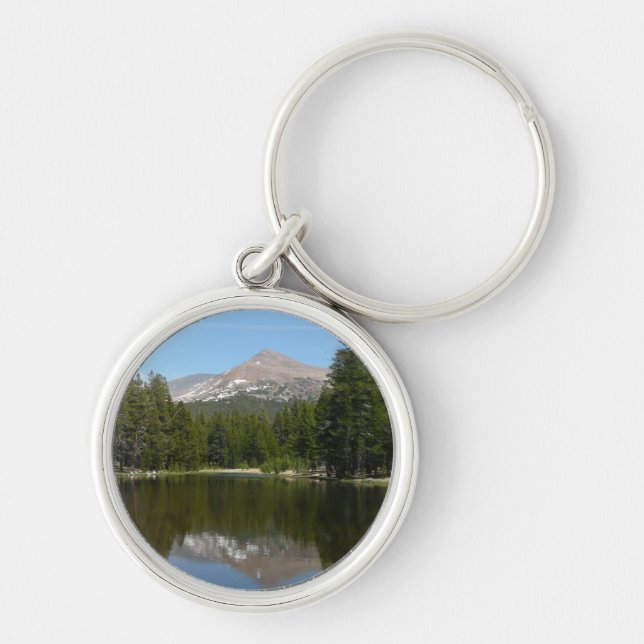 Reflektion av Yosemite Sjö Rund Silverfärgad Nyckelring (Framsidan)