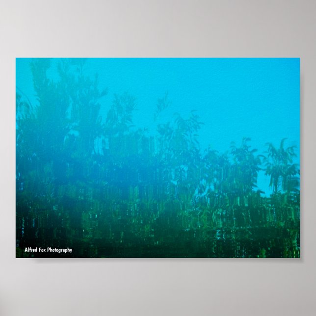 Reflektion i vattnet poster (Framsidan)