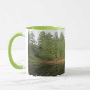 Reflektionen gräs Träd Sjö Mugg