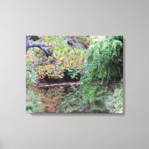*Reflektioner av Azalia Garden Wrapped Canvas