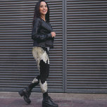 Reflektioner av ett tigerlag - klassiskt leggings<br><div class="desc">Denna konstruktion har sitt ursprung i Ohara Koson som en groddare. Vi tog isär det, flyttat det och vad vi hittade, vi ge till er. En eterisk design som avslöjar tigerns innersta väsen och som reflekterar över världen i all dess majestät. Den här designen fyller dig med en önskan om...</div>