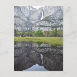Reflektioner av Yosemite Falls Vykort