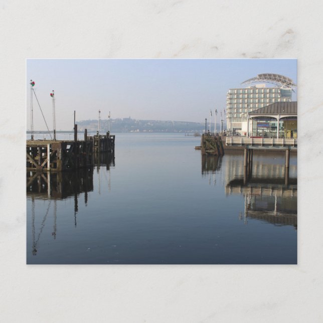 Reflektioner i Cardiff Bay Vykort (Framsida)