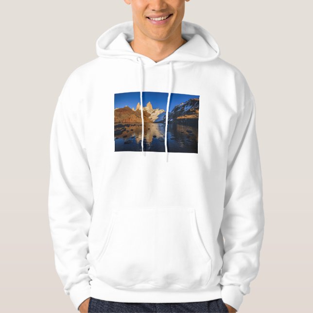 Reflexion av Fitz Roy på soluppgången Hoodie (Framsida)