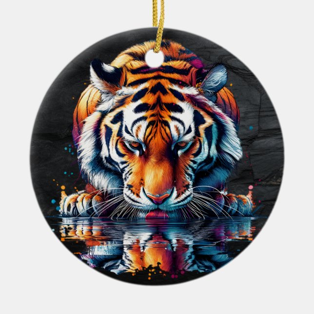 Reflexion av tiger som dricker vatten  julgransprydnad keramik (Framsidan)